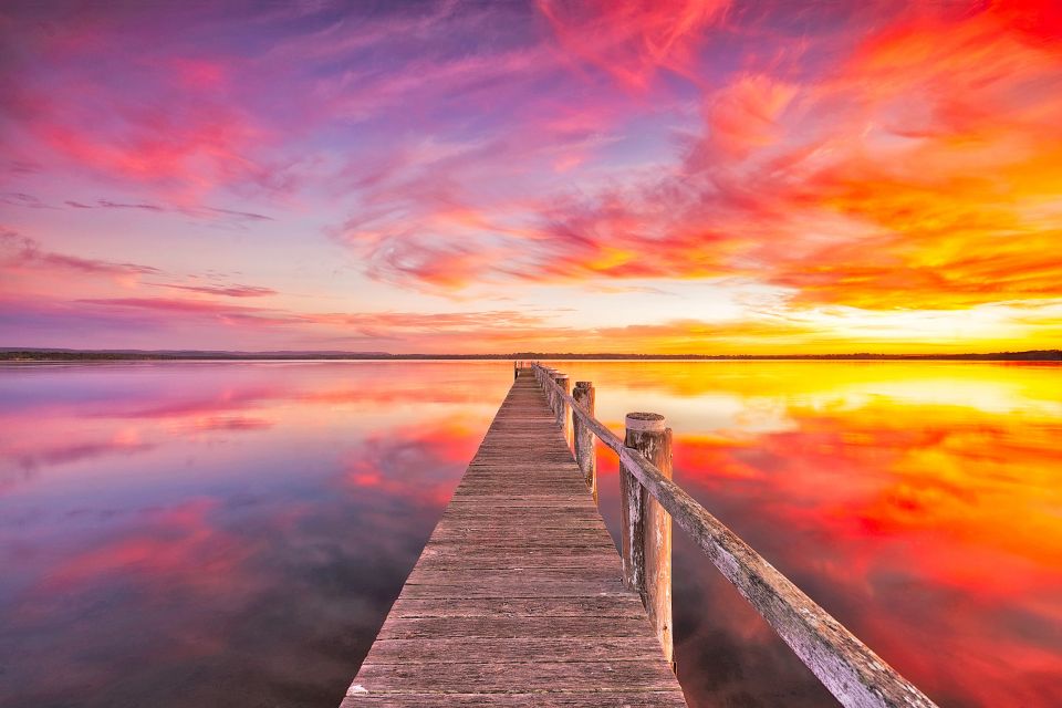 Budgewoi Lake Sunrise, Central Coast, NSW, Australia Rod Thomas